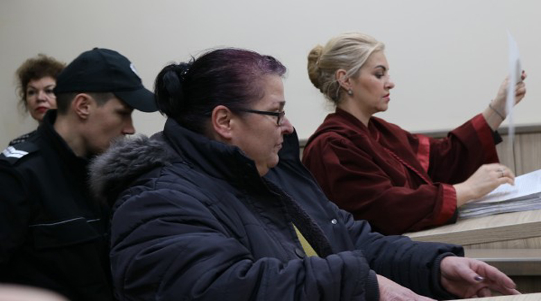 Бившата служител на НОИ прибрала 200 бона от кандидати за големи пенсии