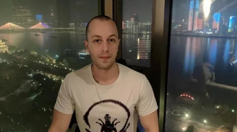 2500 евро и 34 часа път – как Стоян успя да избяга от Ухан