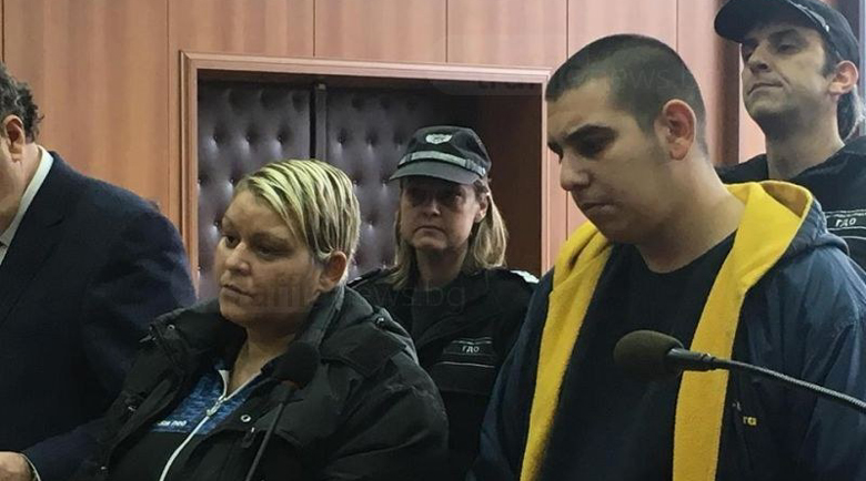 Майка и син, заклали мъж след запой, застават пред Темида