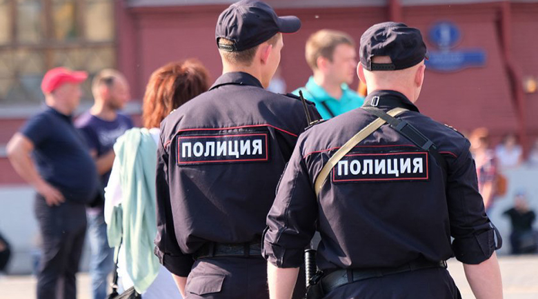 Куриер взе заложници в банка в Москва, иска откуп