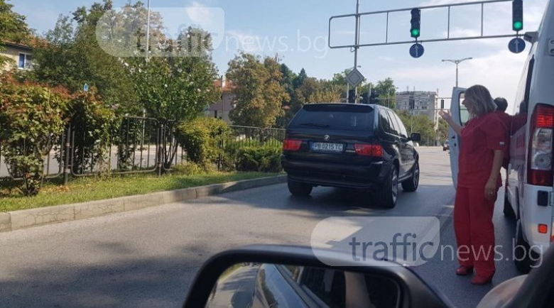 Осъдиха пловдивчанина, нахвърлил се на жена, ескортираща линейката на съпруга си