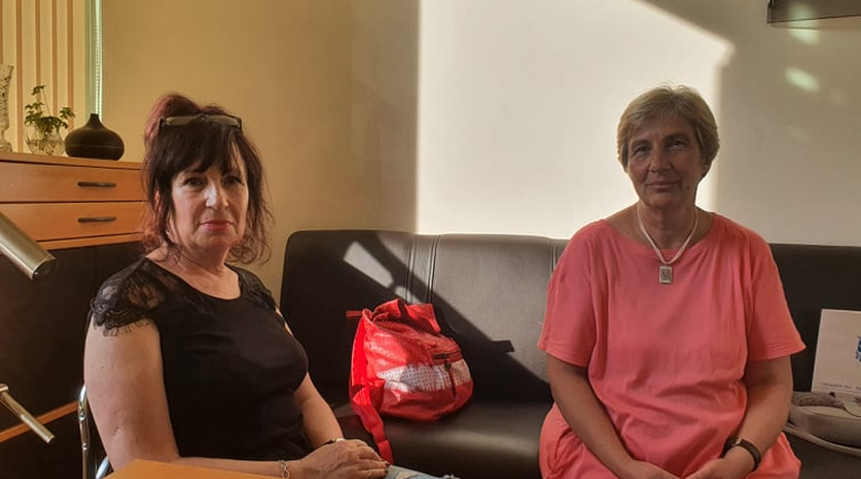Бизнес дамата, измамила пловдивчанка със 700 бона, врътнала и други „приятелки“