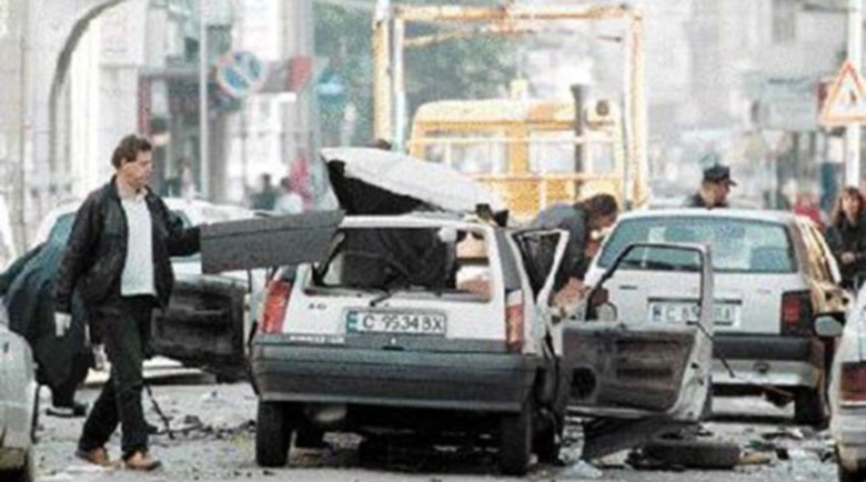Бомба разкъса аптекарката Христомира през 2002 г. на метри от МВР