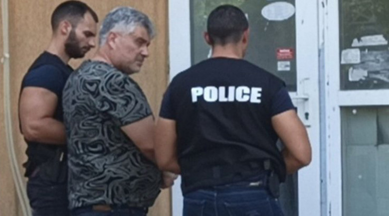 Съдът не пусна готвача Дичев да се прибере у дома си, какво става с Рагевски в затвора?