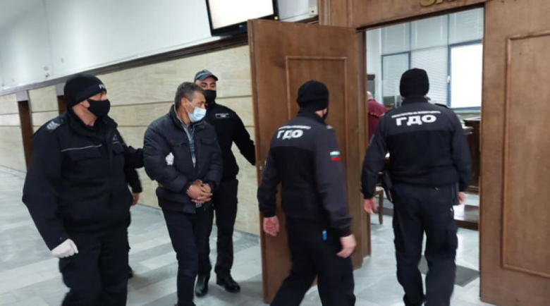 Доживотен затвор за насилник, затрил с парче бетон бившата си