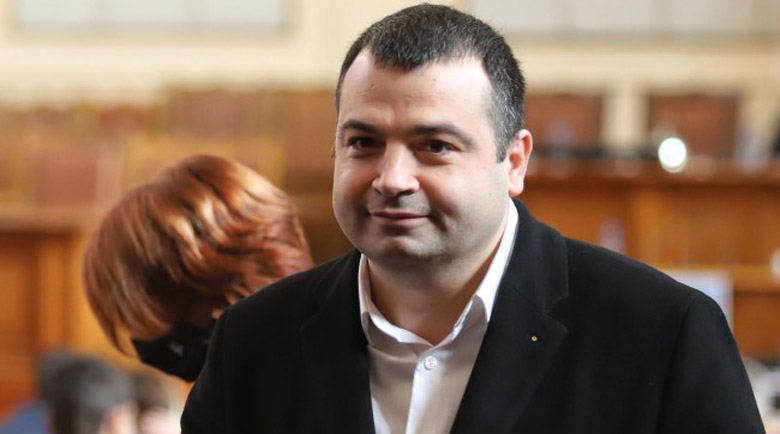 Заплашвали депутата Бачийски с инфаркт или изчезване заради „Капитан Андреево”