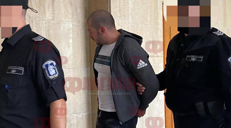 По 4 години получиха Батилов и Джамбазов за марихуаната и бойния арсенал