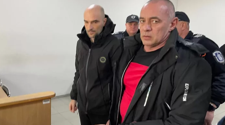 Обрат по делото за залятата с киселина гадателка: Бизнесдама поръчала Тони
