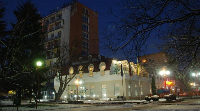 24-годишен развали веселбата в 2 ресторанта с фалшив сигнал за бомба