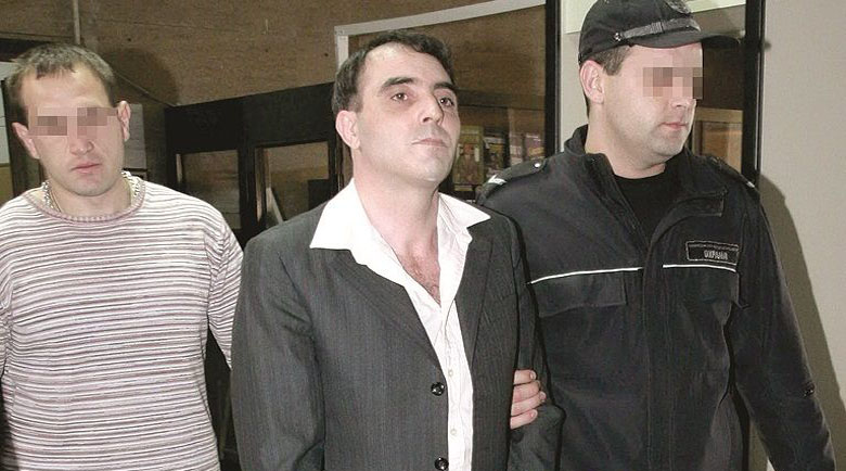 Таксиджия изнасили и уби две студентки край Варна, крал автомобили за удоволствие