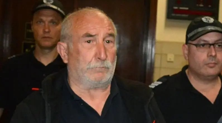 Оставиха в ареста тираджията, превозвал 402 кг хероин в камиона си