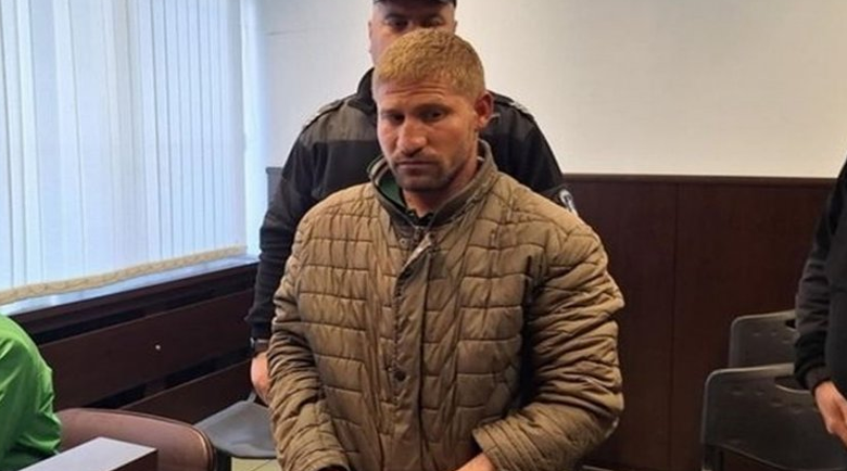 12 г. затвор за краваря Тошко, убил колега в Съединение и спал с трупа му
