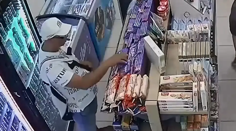 В Стара Загора любител на сладкото открадна 51 шоколада