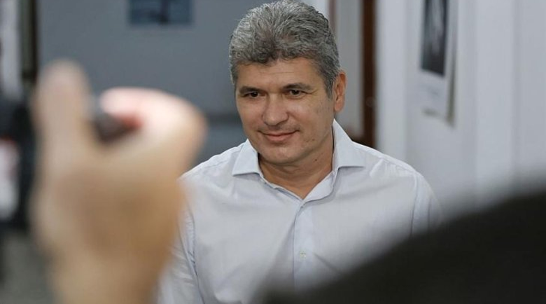 Бившият шеф на ВиК-Бургас натискал служител да оттегли показанията си